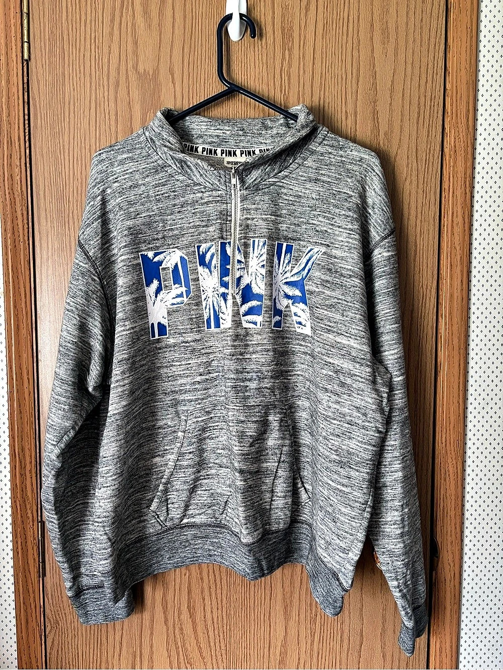 PINK Graphic Hoodie in Gray & Blue Size Large